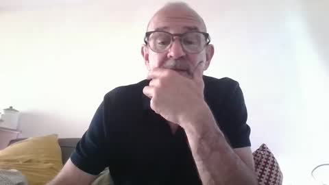 swimmi70 online show from May 27, 2026, 7:49 am