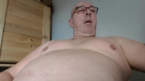 Snapshot of swissscooby55 chatting on December 21, 2024, 9:55 am swissscooby55 online show from December 21, 2024, 9:55 am