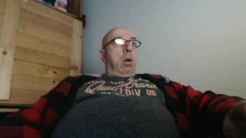 Snapshot of swissscooby55 chatting on December 22, 2024, 9:00 am swissscooby55 online show from December 22, 2024, 9:00 am