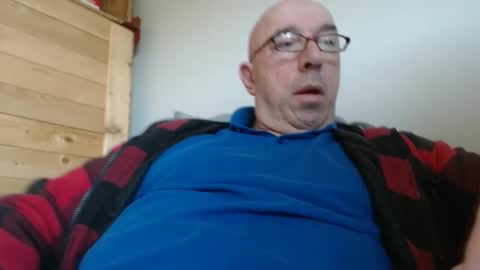 Snapshot of swissscooby55 chatting on March 5, 2025, 10:11 am swissscooby55 online show from March 5, 2025, 10:11 am