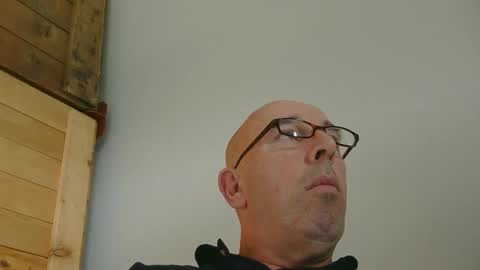 Snapshot of swissscooby55 chatting on September 12, 2025, 11:54 am swissscooby55 online show from September 12, 2025, 11:54 am