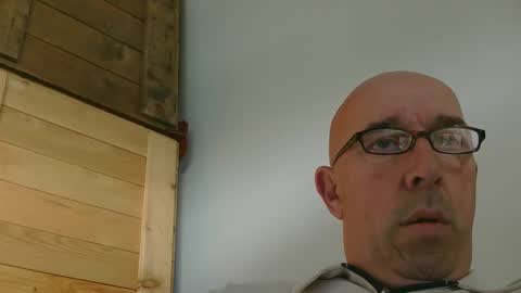 Snapshot of swissscooby55 chatting on September 14, 2025, 11:20 am swissscooby55 online show from September 14, 2025, 11:20 am