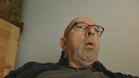 Snapshot of swissscooby55 chatting on October 1, 2025, 5:57 am swissscooby55 online show from October 1, 2025, 5:57 am