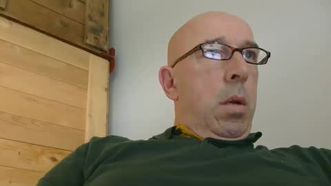 Snapshot of swissscooby55 chatting on October 10, 2025, 12:04 pm swissscooby55 online show from October 10, 2025, 12:04 pm