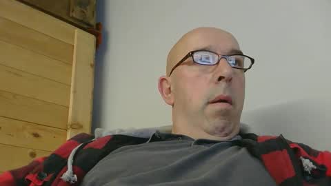 Snapshot of swissscooby55 chatting on October 15, 2025, 5:40 am swissscooby55 online show from October 15, 2025, 5:40 am