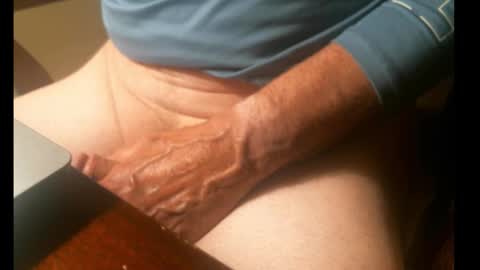 Snapshot of swizzle__stick chatting on November 7, 2025, 10:37 am will jeffers online show from November 7, 2025, 10:37 am