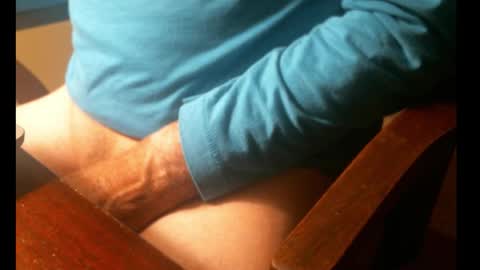 Snapshot of swizzle__stick chatting on November 17, 2025, 10:43 am will jeffers online show from November 17, 2025, 10:43 am