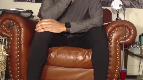 Snapshot of swolebbc chatting on January 21, 2025, 7:15 am The DickGod online show from January 21, 2025, 7:15 am