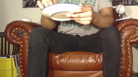 Snapshot of swolebbc chatting on February 28, 2025, 5:59 am The DickGod online show from February 28, 2025, 5:59 am