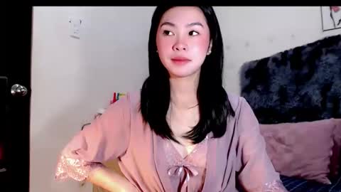 Snapshot of swt_asianholly chatting on January 16, 2026, 12:03 am Holly online show from January 16, 2026, 12:03 am