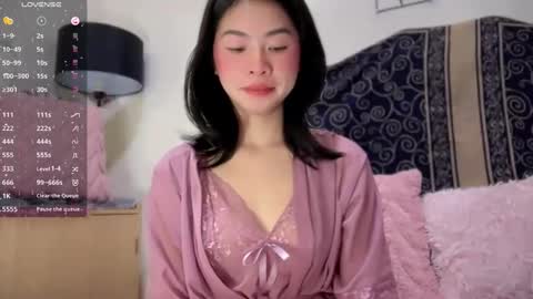 Holly online show from March 16, 2026, 1:11 am
