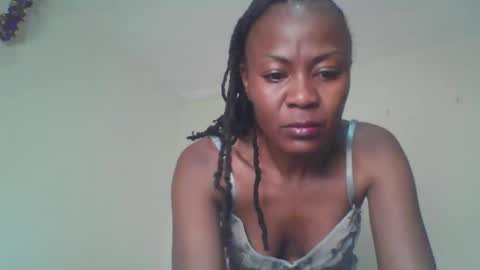 ALICIA online show from November 21, 2025, 10:19 pm