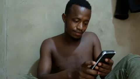 Snapshot of swthairy_dick chatting on April 29, 2026, 9:02 am swthairy_dick online show from April 29, 2026, 9:02 am