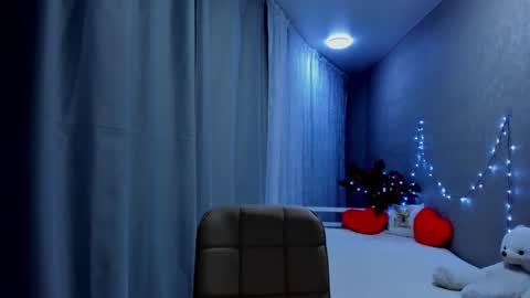 Ana online show from December 29, 2024, 1:02 am