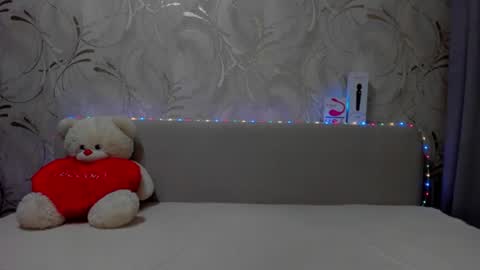 Ana online show from February 16, 2025, 10:21 am