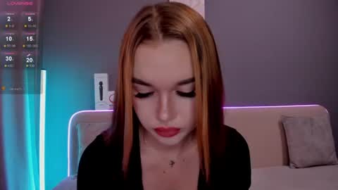 Ana online show from September 25, 2025, 2:26 am