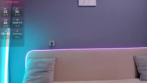 Ana online show from November 5, 2025, 2:00 am