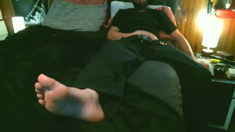 Snapshot of sydetrak4469 chatting on February 17, 2026, 9:32 pm Syde online show from February 17, 2026, 9:32 pm