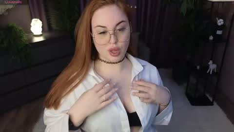 sydneysweeton online show from May 1, 2026, 11:37 am