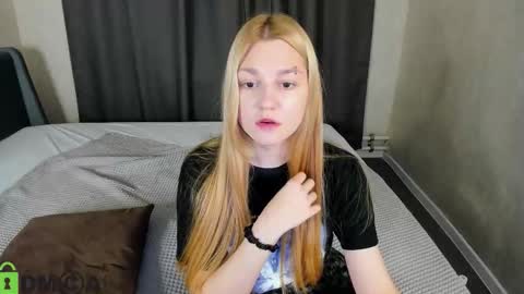 Snapshot of sylvia_ortiz chatting on October 19, 2025, 1:12 pm Sylvia online show from October 19, 2025, 1:12 pm