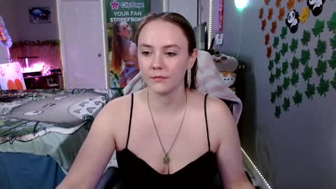 Jennah online show from November 16, 2025, 2:06 am