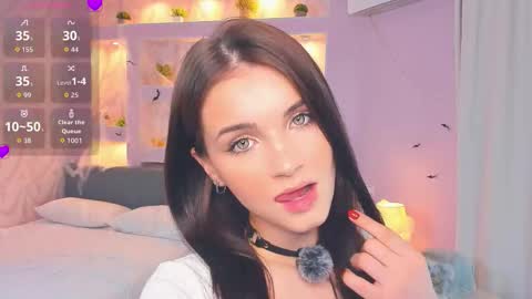 Eva online show from October 29, 2025, 7:15 pm