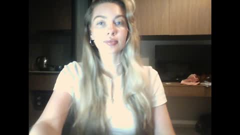 Snapshot of syrami chatting on February 24, 2026, 2:59 pm syrami online show from February 24, 2026, 2:59 pm