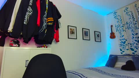 TONER online show from September 15, 2025, 1:05 am