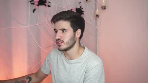 Snapshot of t0ny_wylie chatting on October 14, 2025, 11:49 pm t0ny_wylie online show from October 14, 2025, 11:49 pm