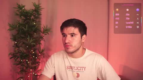 Snapshot of t0ny_wylie chatting on November 18, 2025, 9:58 am t0ny_wylie online show from November 18, 2025, 9:58 am