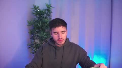 Snapshot of t0ny_wylie chatting on November 25, 2025, 10:15 am t0ny_wylie online show from November 25, 2025, 10:15 am