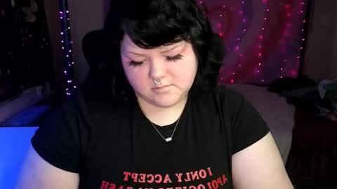 Snapshot of t0rchfairy710 chatting on January 23, 2025, 2:23 am Goddess Flame online show from January 23, 2025, 2:23 am