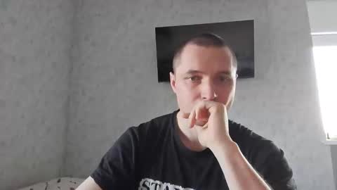 Snapshot of t30t chatting on March 10, 2026, 6:40 am Den online show from March 10, 2026, 6:40 am