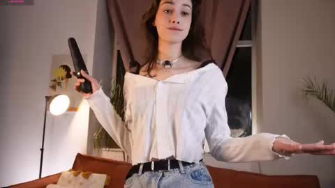 Snapshot of t_tragedienne chatting on November 11, 2025, 1:55 pm Heeey im Helena3 -- fav555100333 -- pvts only premium and after my public show 3 online show from November 11, 2025, 1:55 pm