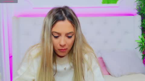 Snapshot of taahiraarabian chatting on December 17, 2024, 4:53 pm Arianna online show from December 17, 2024, 4:53 pm