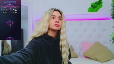 Snapshot of taahiraarabian chatting on January 9, 2025, 1:24 pm Arianna online show from January 9, 2025, 1:24 pm