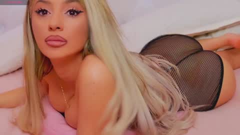 Snapshot of taahiraarabian chatting on February 6, 2025, 8:02 pm Arianna online show from February 6, 2025, 8:02 pm