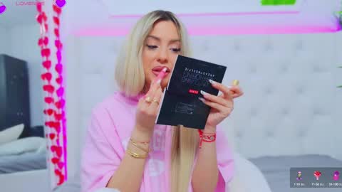 Snapshot of taahiraarabian chatting on March 11, 2025, 4:29 pm Arianna online show from March 11, 2025, 4:29 pm