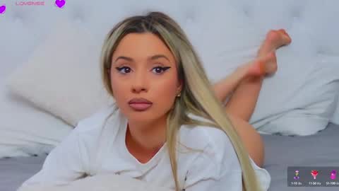 Snapshot of taahiraarabian chatting on March 12, 2025, 4:56 pm Arianna online show from March 12, 2025, 4:56 pm