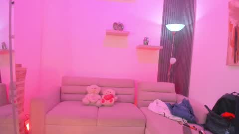 Snapshot of tahiela chatting on January 14, 2026, 10:10 am Tahiela online show from January 14, 2026, 10:10 am