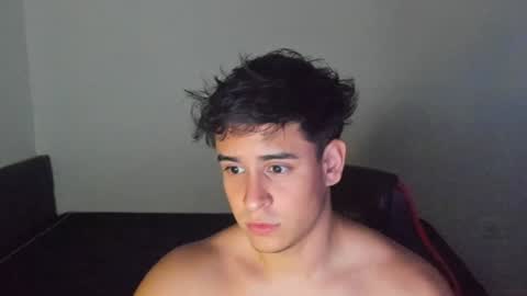 Snapshot of tairoanddagnye chatting on December 13, 2024, 3:38 am Tairo online show from December 13, 2024, 3:38 am