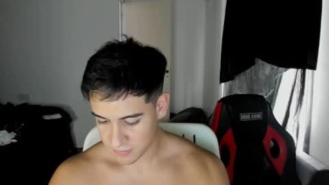 Snapshot of tairoanddagnye chatting on March 11, 2025, 3:23 pm Tairo online show from March 11, 2025, 3:23 pm