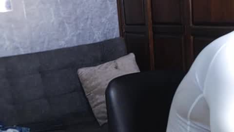 Snapshot of tairontucke chatting on December 15, 2024, 12:07 am Tairon Tucke online show from December 15, 2024, 12:07 am