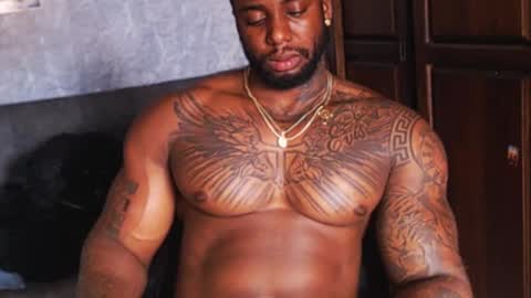 Snapshot of tairontucke chatting on December 18, 2024, 5:52 pm Tairon Tucke online show from December 18, 2024, 5:52 pm