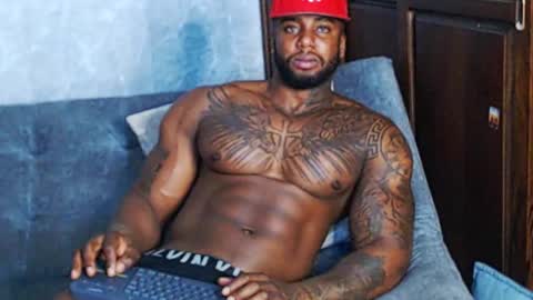 Snapshot of tairontucke chatting on December 24, 2024, 4:22 am Tairon Tucke online show from December 24, 2024, 4:22 am