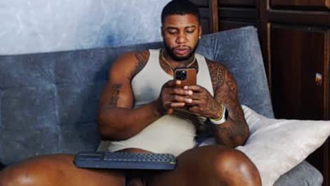 Snapshot of tairontucke chatting on January 14, 2025, 8:52 am Tairon Tucke online show from January 14, 2025, 8:52 am