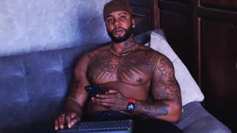 Snapshot of tairontucke chatting on January 31, 2025, 9:59 pm Tairon Tucke online show from January 31, 2025, 9:59 pm