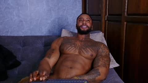 Snapshot of tairontucke chatting on February 13, 2025, 3:39 am Tairon Tucke online show from February 13, 2025, 3:39 am