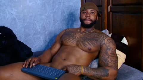 Snapshot of tairontucke chatting on March 1, 2025, 7:19 am Tairon Tucke online show from March 1, 2025, 7:19 am