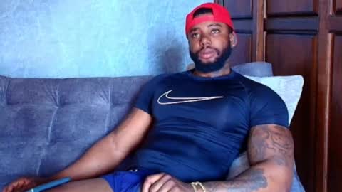 Snapshot of tairontucke chatting on March 11, 2025, 2:40 pm Tairon Tucke online show from March 11, 2025, 2:40 pm